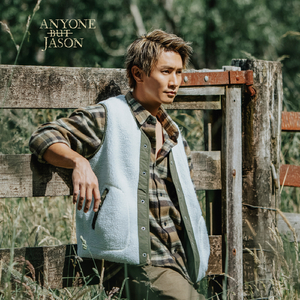 亚洲国产偷自拍
