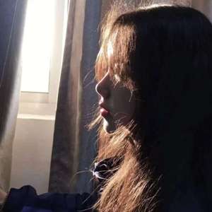 亚洲国产偷自拍
